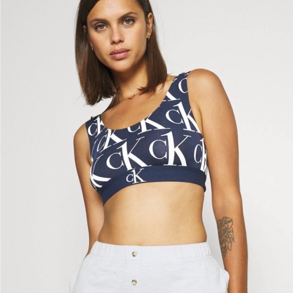 Calvin Klein CK One‎ Plush Unlined Bralette Bra Blue Shadow M Nwt